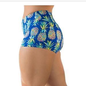 ISO FMFM pineapple shorts